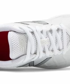 New Balance 4040v5 Youth Molded Cleats – White/White (J4040TW5) 8 New Balance 4040v5 Youth Molded Cleats – White/White (J4040TW5) -Bats Elegant Shop products j4040tw5 3