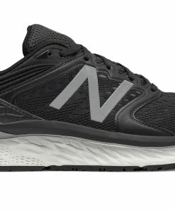 New Balance β Black/White Fresh Foam 1080v8 Running Shoe (M1080BW8)