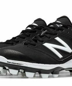 New Balance – Black/White Women’s Fastpitch Cleats (SP4040B1)
